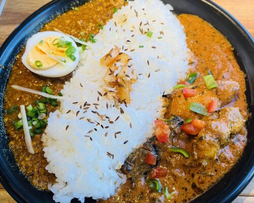 8DECE853-40B1-4FFA-B528-586D6E1C64F0