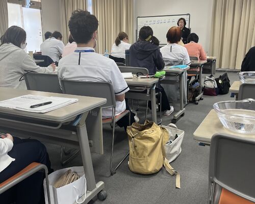 2D451A9B-9CBB-4243-B80B-77B952863E4F