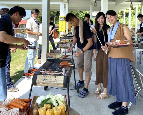 A99438C0-A967-46EF-BE03-0008D42C90AF