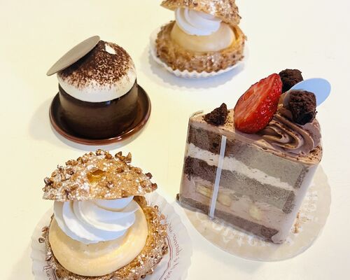 6AC571C2-75E3-4DF7-881A-F78F0AB79EE5